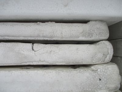 Image：Use limited samples of Styrofoam