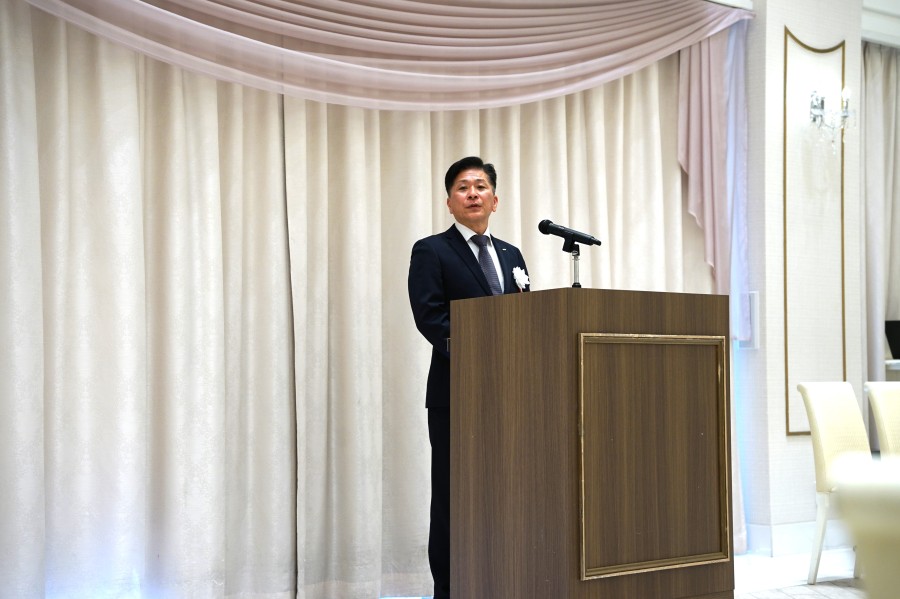 画像：酒井社長のスピーチ