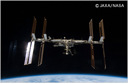 写真：国際宇宙ステーション