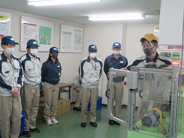 写真：危険体感教育の風景(京都事業所)